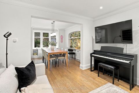 Photo 10 at 26 Larkin Avenue, Swansea, Toronto
