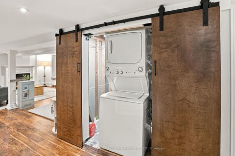 Photo 36 at 26 Larkin Avenue, Swansea, Toronto