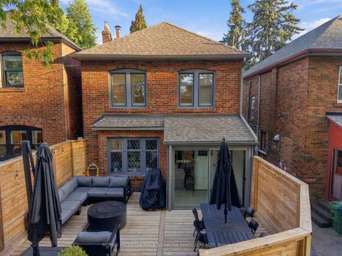 Photo 39 at 26 Larkin Avenue, Swansea, Toronto