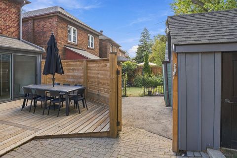Photo 40 at 26 Larkin Avenue, Swansea, Toronto