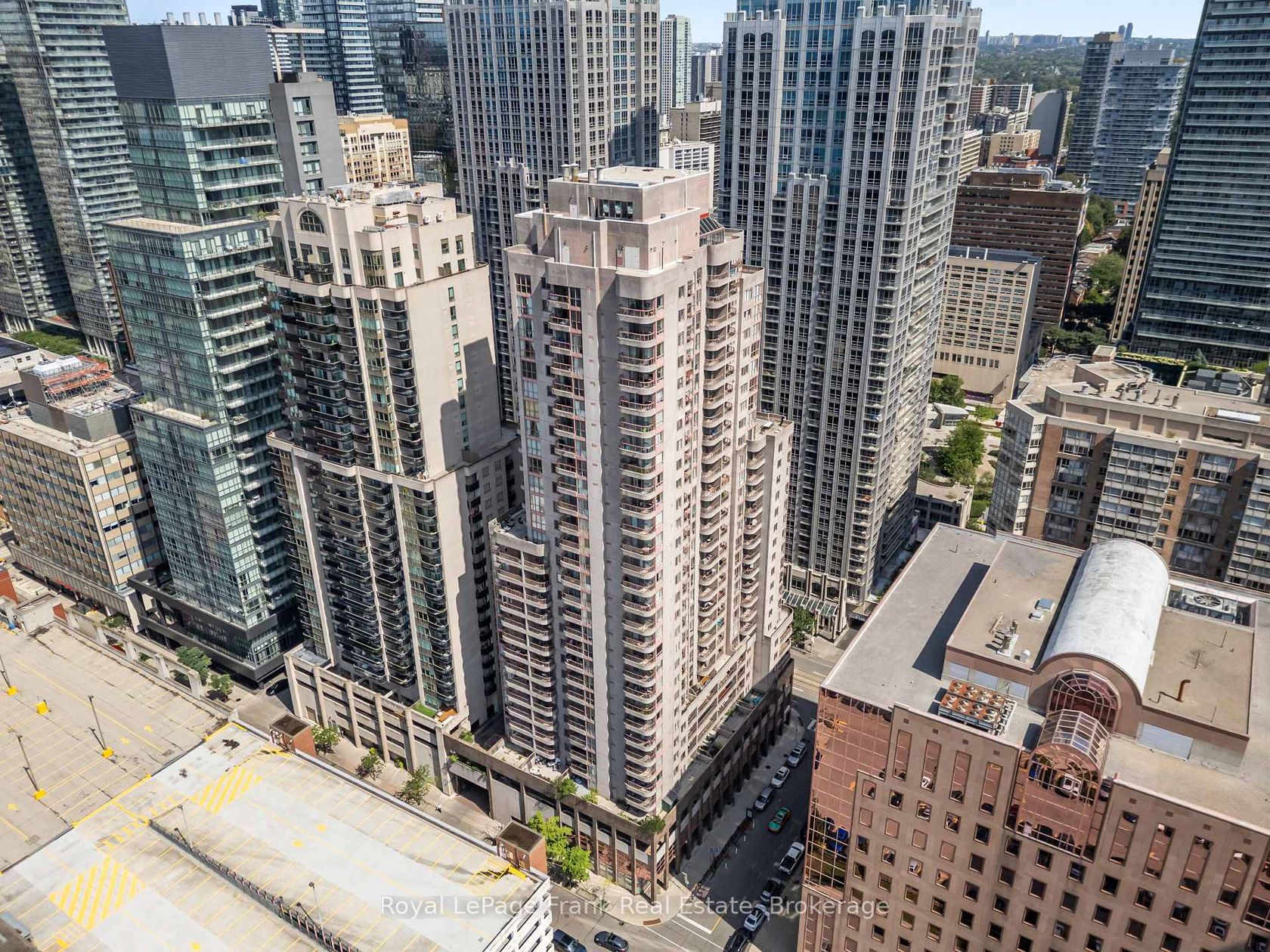 2910 - 736 Bay Street, Bay Street Corridor, Toronto 