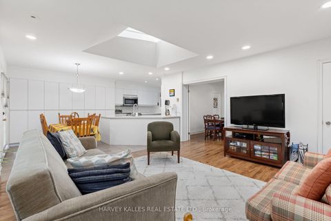Photo 12 at 52 Park Hill Road, Forest Hill North, Toronto