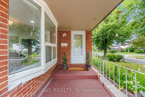 Photo 1 at 122 Parsell Square, Malvern, Toronto