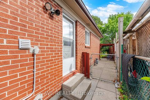 Photo 16 at 122 Parsell Square, Malvern, Toronto