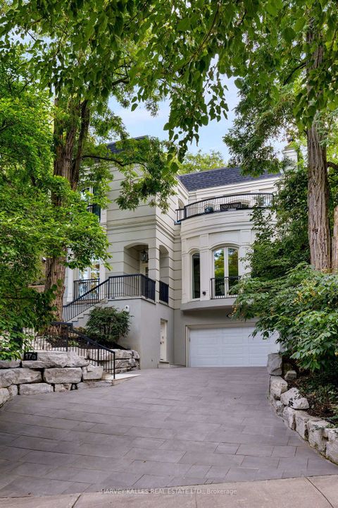 Photo 3 at 17A Avondale Road, Moore Park, Toronto