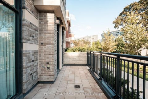 Photo 7 at TH  122 - 259 The Kingsway, Humber Valley, Toronto