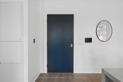 Photo 10 at TH  122 - 259 The Kingsway, Humber Valley, Toronto