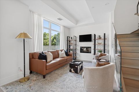 Photo 11 at TH  122 - 259 The Kingsway, Humber Valley, Toronto