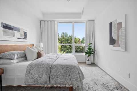 Photo 25 at TH  122 - 259 The Kingsway, Humber Valley, Toronto
