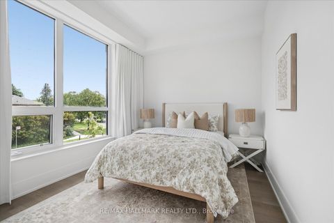 Photo 30 at TH  122 - 259 The Kingsway, Humber Valley, Toronto