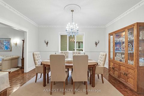 Photo 14 at 21 Capner Court, Kleinburg, Vaughan