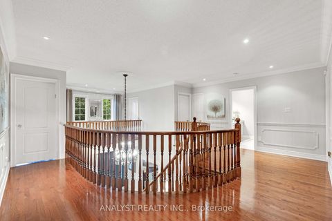 Photo 19 at 21 Capner Court, Kleinburg, Vaughan