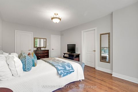 Photo 27 at 21 Capner Court, Kleinburg, Vaughan