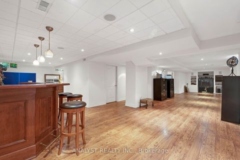 Photo 33 at 21 Capner Court, Kleinburg, Vaughan