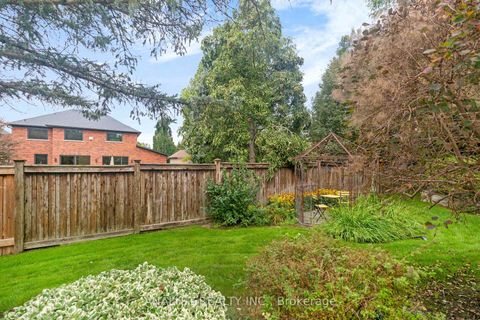Photo 46 at 21 Capner Court, Kleinburg, Vaughan