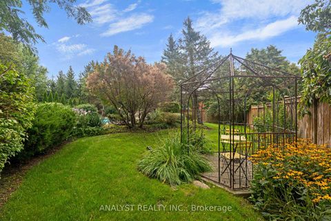 Photo 48 at 21 Capner Court, Kleinburg, Vaughan