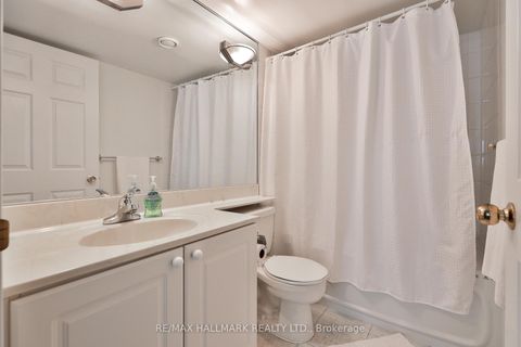 Photo 25 at 528 - 109 Front Street E, Waterfront Communities C8, Toronto