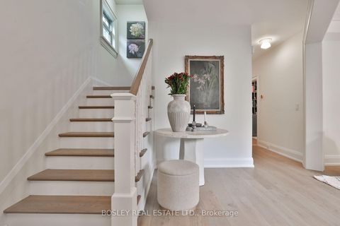 Photo 2 at 43 Whitehall Road, Moore Park, Toronto