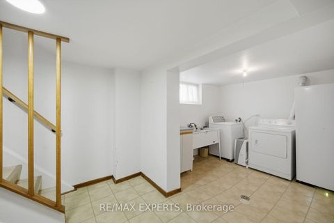Photo 20 at 90 Heathrow Drive, CFB, Toronto