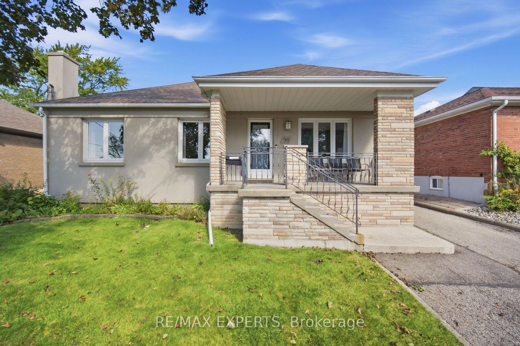 90 Heathrow Drive, CFB, Toronto photo number 2