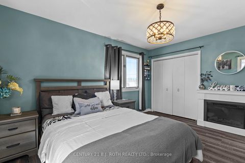 Photo 11 at 823 Essa Road, Holly, Barrie