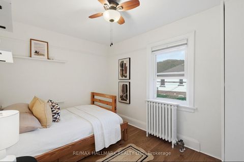 Photo 14 at Upper - 25 Scarboro Beach Boulevard, The Beaches, Toronto