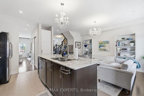 Photo 10 at 7 - 10060 Keele Street, Maple, Vaughan