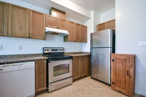 Photo 8 at 62 - 175 Stanley Street, East Bayfield, Barrie
