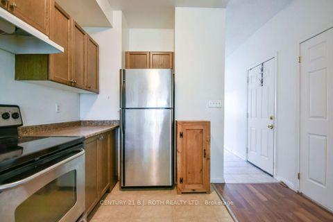 Photo 9 at 62 - 175 Stanley Street, East Bayfield, Barrie