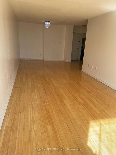 Photo 3 at 408 - 320 Dixon Road, The Westway, Toronto