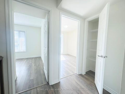 Photo 7 at 214 - 1085 Danforth Road, Eglinton East, Toronto