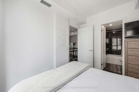 Photo 20 at 1410 - 609 Avenue Road, St. Clair, Toronto