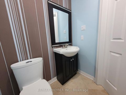 Photo 21 at 70 Bilbermar Drive, Devonsleigh, Richmond Hill
