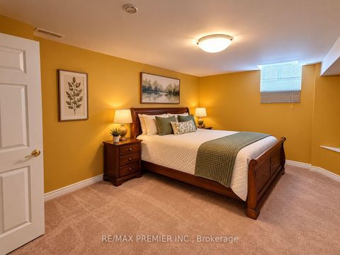 Photo 40 at 70 Bilbermar Drive, Devonsleigh, Richmond Hill