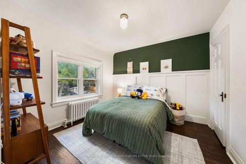 Photo 16 at 292 Broadway Avenue, Mount Pleasant East, Toronto