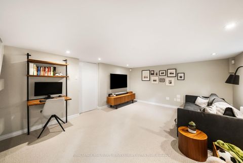 Photo 21 at 292 Broadway Avenue, Mount Pleasant East, Toronto