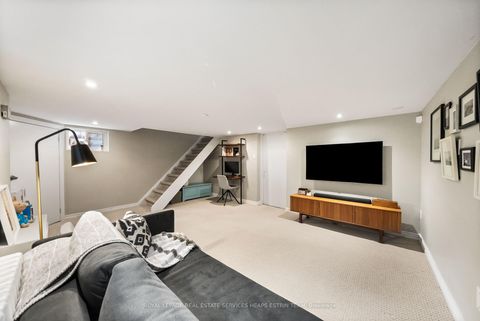 Photo 22 at 292 Broadway Avenue, Mount Pleasant East, Toronto
