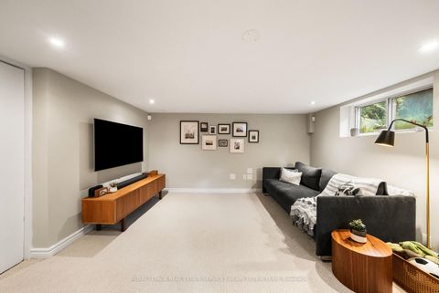 Photo 23 at 292 Broadway Avenue, Mount Pleasant East, Toronto