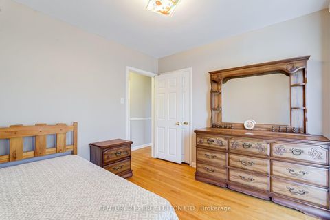 Photo 22 at 10 Dunlop Avenue, Birchmount, Toronto