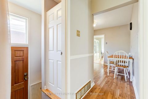 Photo 25 at 10 Dunlop Avenue, Birchmount, Toronto