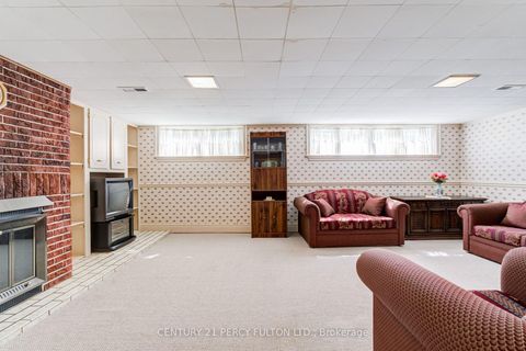 Photo 36 at 10 Dunlop Avenue, Birchmount, Toronto