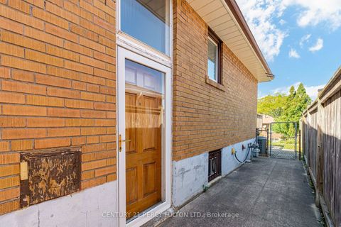 Photo 49 at 10 Dunlop Avenue, Birchmount, Toronto
