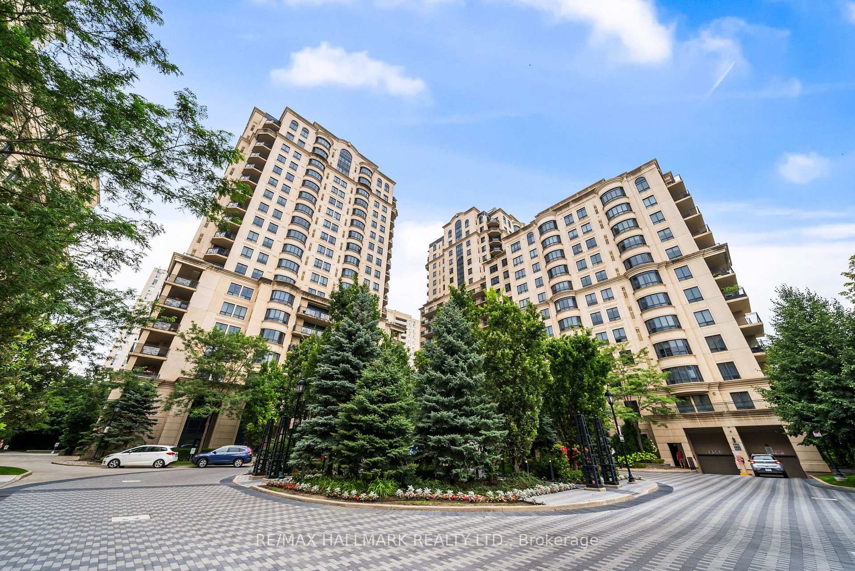 807C - 662 Sheppard Avenue E, Bayview Village, Toronto photo number 2
