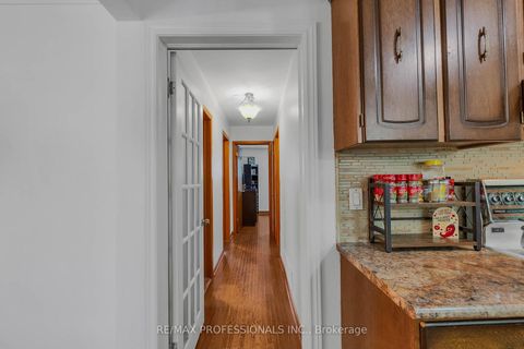 Photo 13 at 23 Anthia Drive, Humber Summit, Toronto
