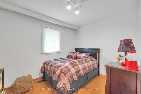 Photo 19 at 23 Anthia Drive, Humber Summit, Toronto