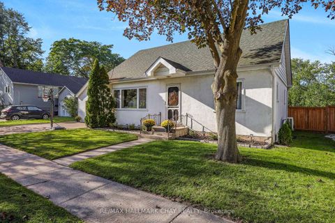 Photo 6 at 32 Caroline Street, Allandale Centre, Barrie