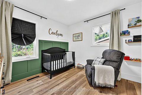 Photo 20 at 32 Caroline Street, Allandale Centre, Barrie