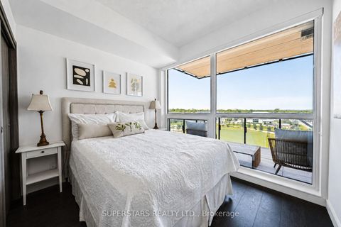 Photo 9 at 810 - 27 McMahon Drive, Bayview Village, Toronto