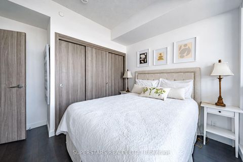 Photo 10 at 810 - 27 McMahon Drive, Bayview Village, Toronto