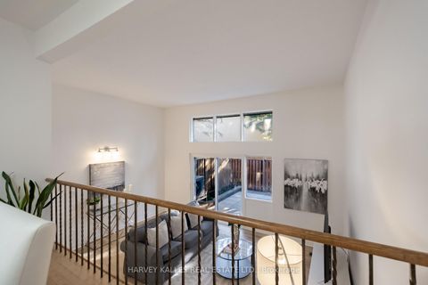 Photo 10 at 102 Jenny Wren Way, Hillcrest Village, Toronto